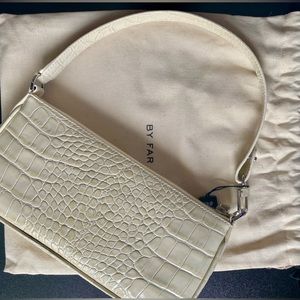 BRAND NEW! BY FAR - Rachel Cream Croco Embossed Leather Shoulder Bag